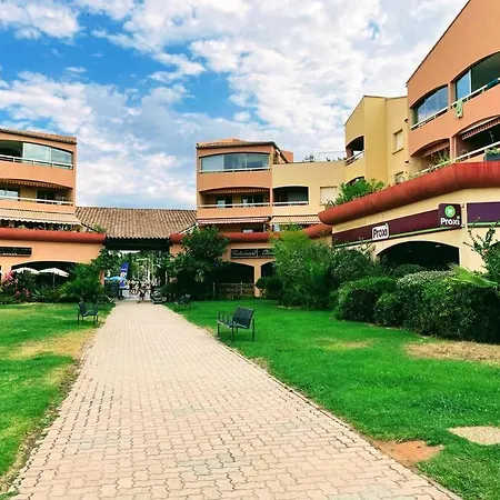 400m Plage A Pieds Apartment