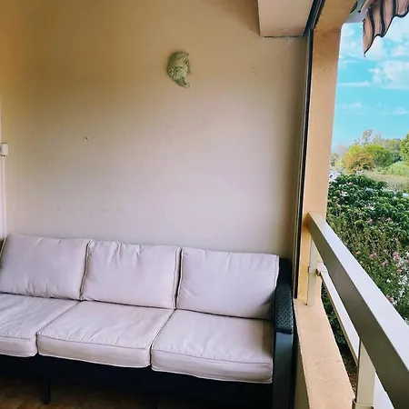 400m Plage A Pieds Apartment *